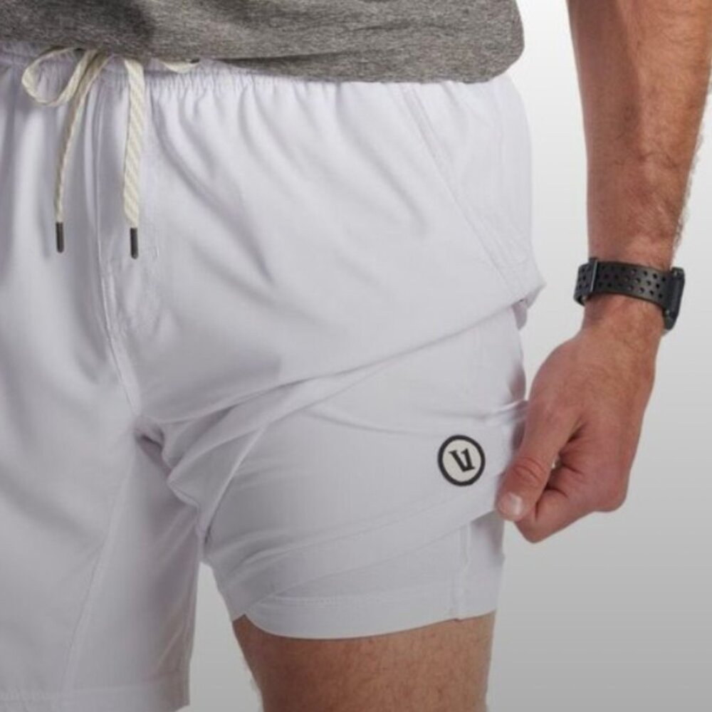 Vuori 7.5” Inseam Kore Short (Lined) Hybrid Saltwater Mens XXL White